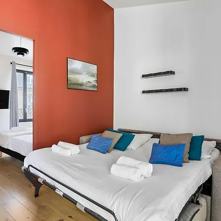 Apartment Cozy With Kitchen & Sofa Bed *
